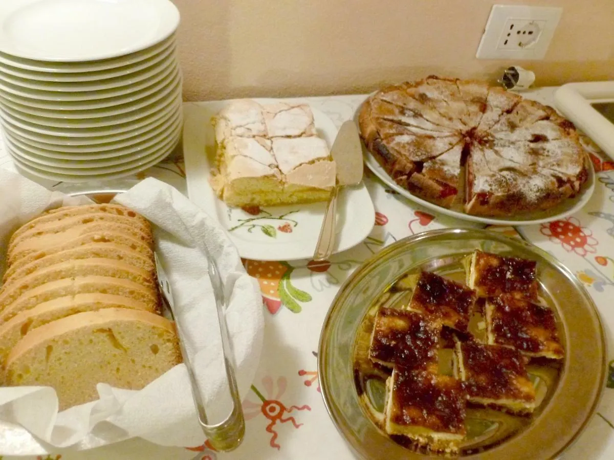 La Costa Di Gavedo Holiday home Italy